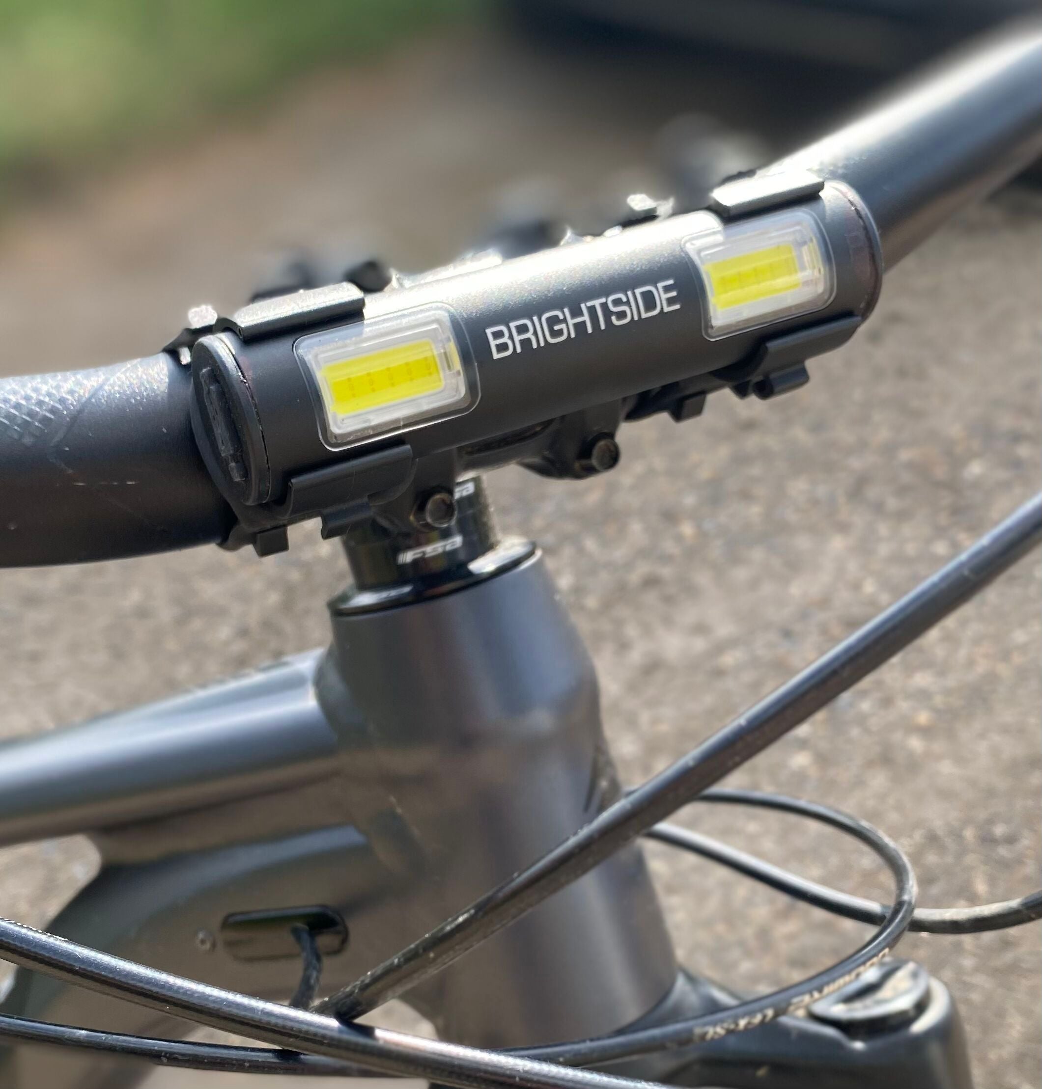 Broadside TWO Bar Light